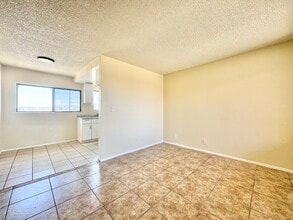 Building Photo - 4081 Rosecrans Ave