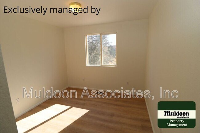 Foto del edificio - 1112 Silverqueen Rd