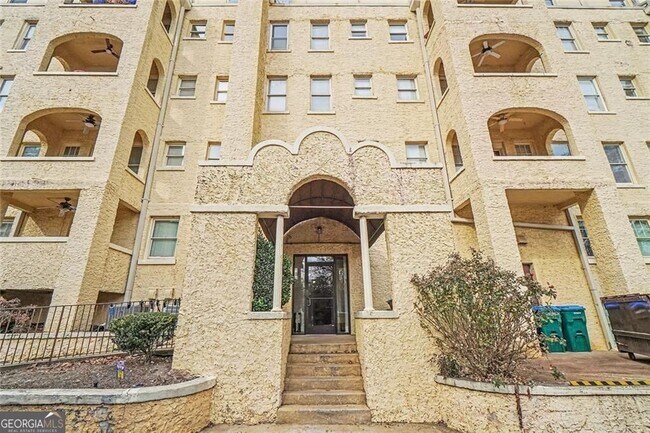 Foto del edificio - 2855 Peachtree Rd NE
