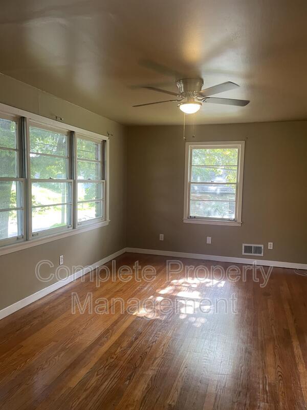 Foto del edificio - 601 9th Ave