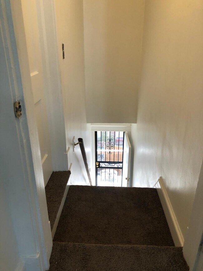 Foto del edificio - 3718 Hillsdale Rd