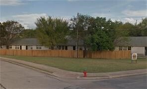 Building Photo - 201 Meadow Ln