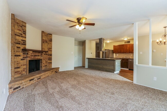 Building Photo - 3805 Bee Tree Ln