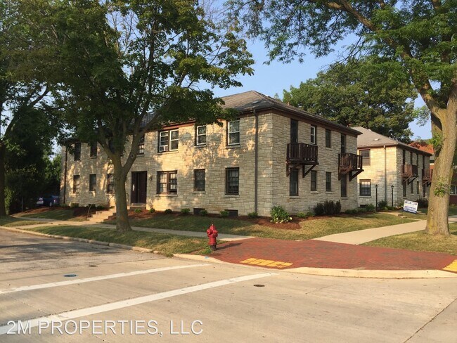 Foto del edificio - 1550 E Capitol Dr