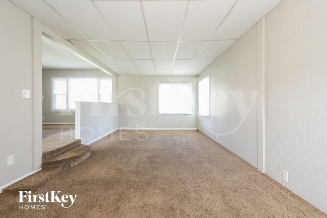 Foto del edificio - 315 Four Winds Way