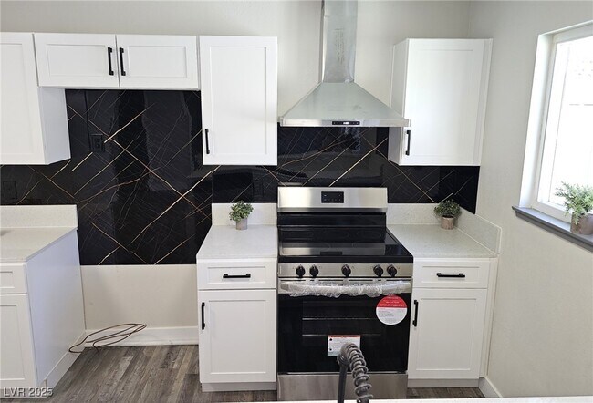 Foto del edificio - 223 Greenbriar Townhouse Way