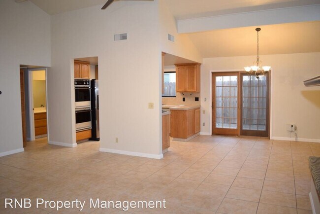 Building Photo - 3 br, 2 bath House - 605 Oak Ridge Drive