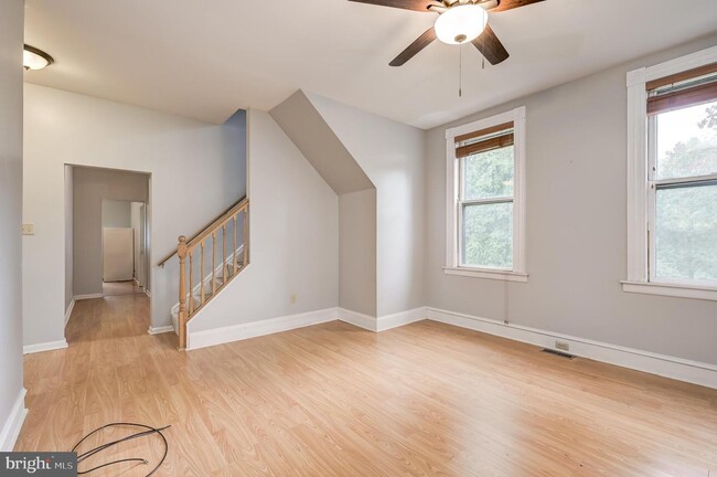 Foto del edificio - 3406 Chesley Ave