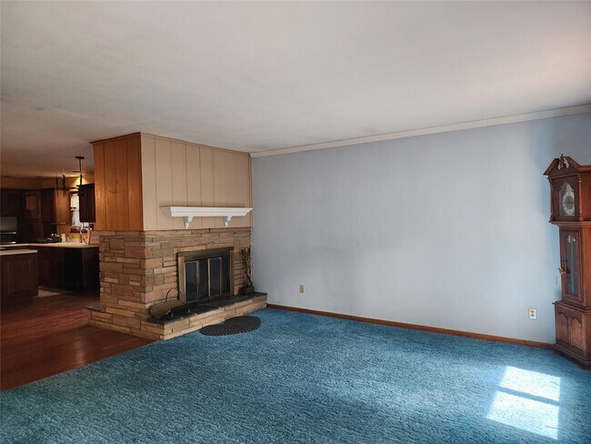 Foto del edificio - 5406 Creek Ln