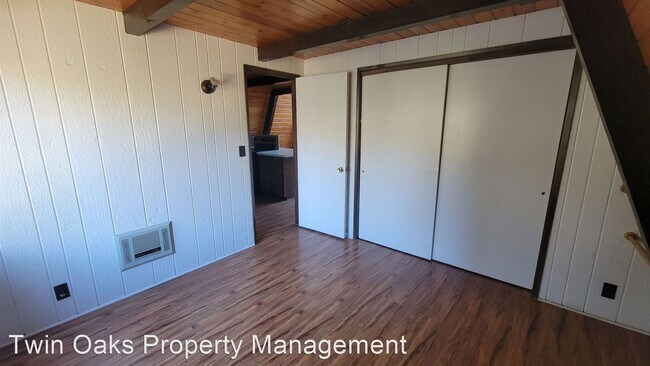 Building Photo - 2 br, 1 bath House - 13909 Yellowstone Dr