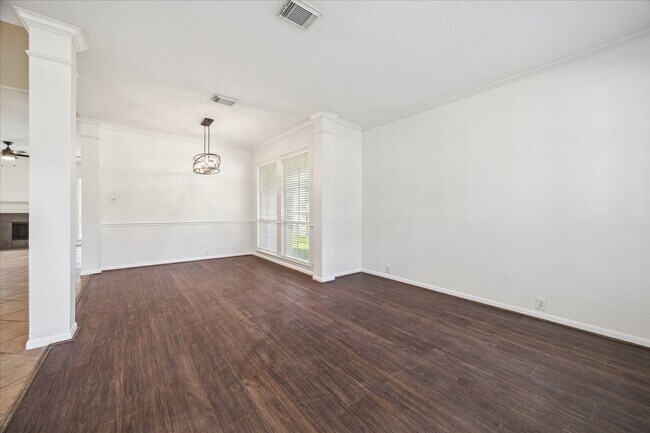 Foto del edificio - 12831 Dove Point Ln