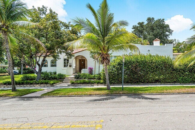 Foto del edificio - 2119 Florida Ave