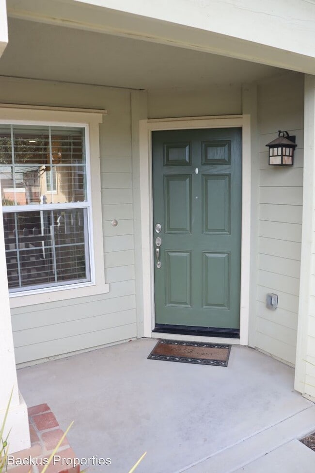 Building Photo - 2 br, 2.5 bath House - 12785 Rogge Village...