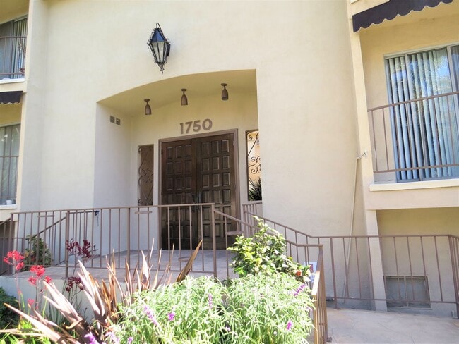 Building Photo - 1750 S Bentley Ave