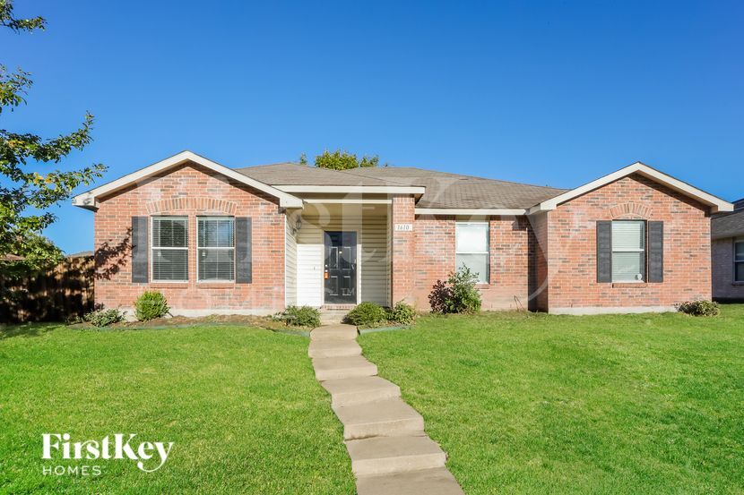 Foto principal - 1610 Cliffbrook Dr