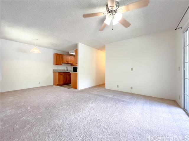 Foto del edificio - 625 Mananai Pl