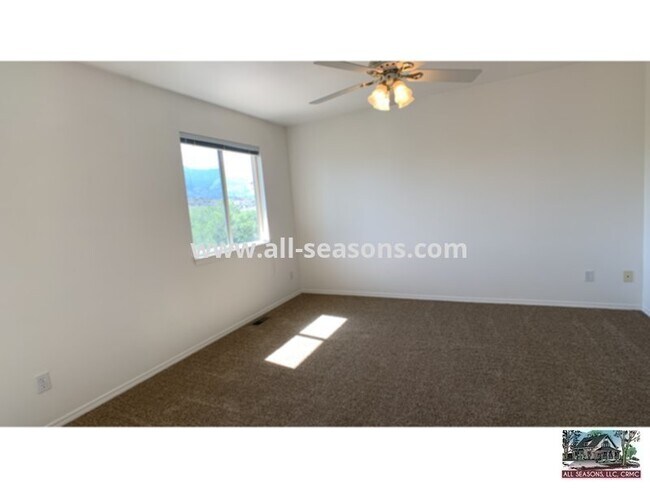 Foto del edificio - 2618 W Pikes Peak Ave
