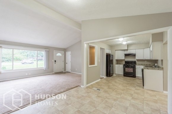 Building Photo - NOW AVAILABLE! - 1400 Yale Drive, Brunswic...