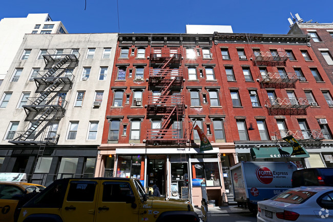 Building Photo - 42-44 Grand St