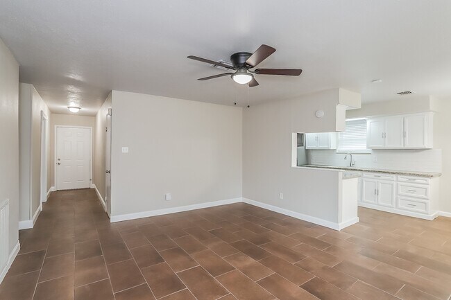 Foto del edificio - 10819 Sagewind Dr