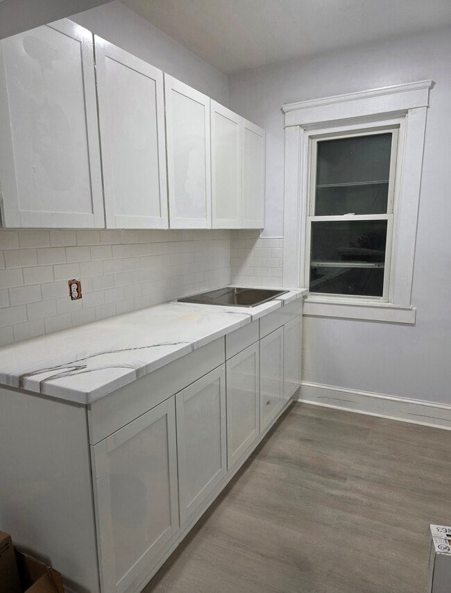 Building Photo - 267 New York Ave