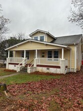 Building Photo - 416 Ross St