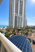 Building Photo - 18201 Collins Ave