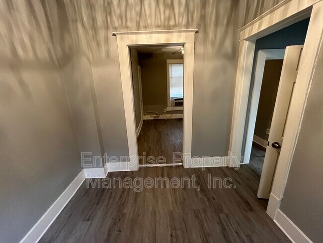 Photo - 1111 North Parkway Apartment