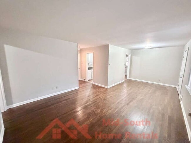 Building Photo - 3119 Queensgate Ave