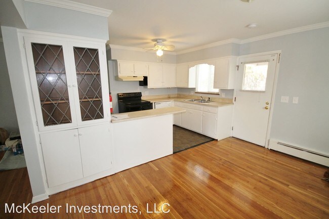 Foto del edificio - 166 Highfield Dr