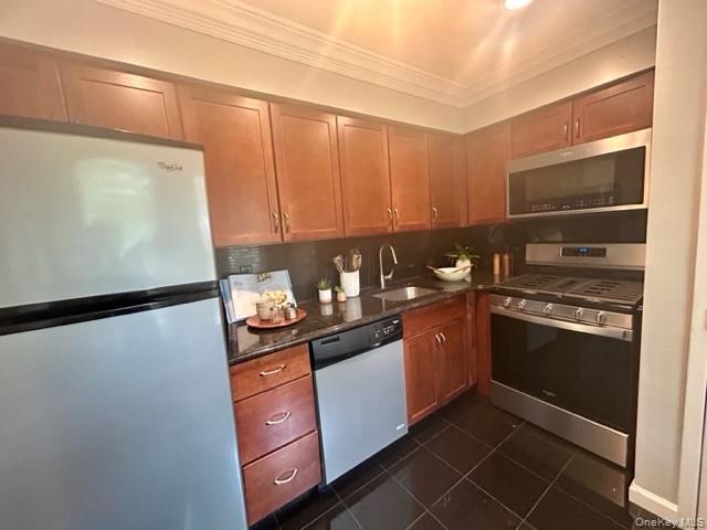 Foto del edificio - 1 Country Club Dr