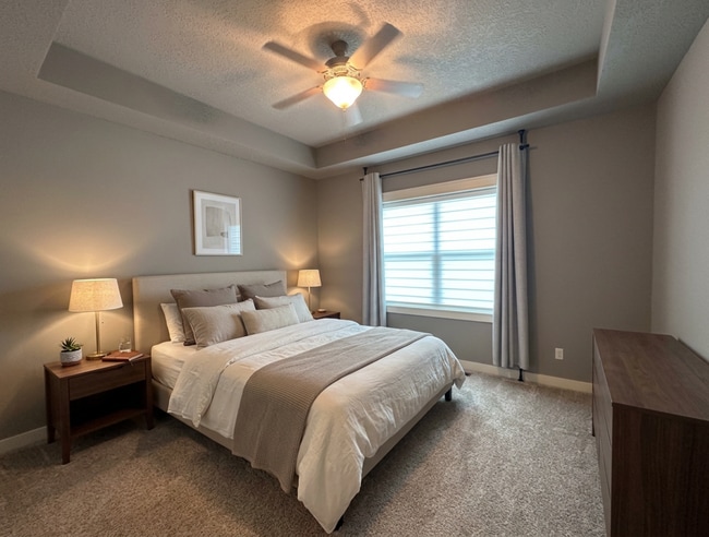 Building Photo - 5815 Quarry Dr