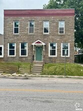 Building Photo - 1622 Washington St