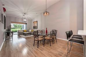 Foto del edificio - 6577 Castlelawn Pl