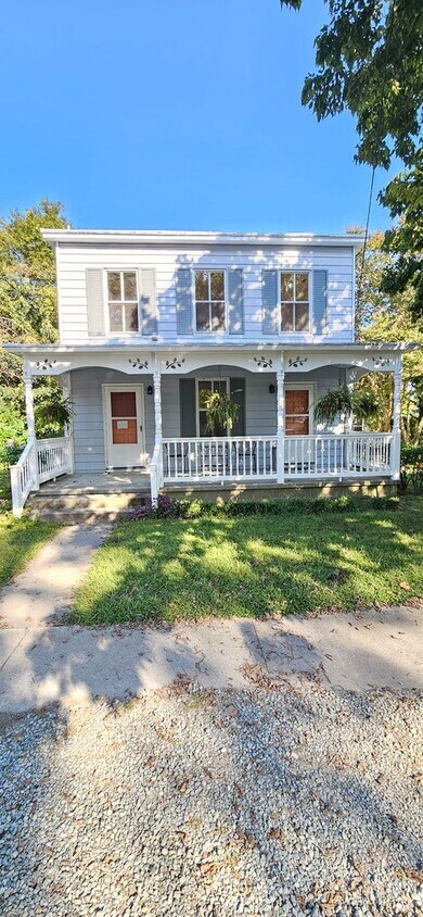 Primary Photo - 415 Prince Street Tappahannock, Va. 22560