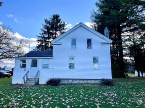 Building Photo - 63 Clinton St