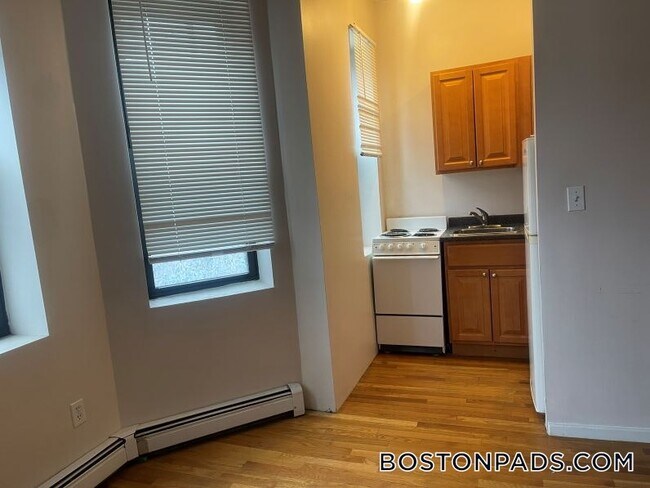 Foto del edificio - 67 S Huntington Ave