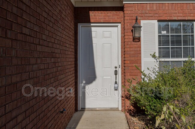 Building Photo - 5314 Austin St
