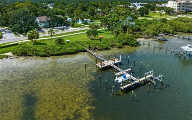 Building Photo - 411 S Bayshore Blvd
