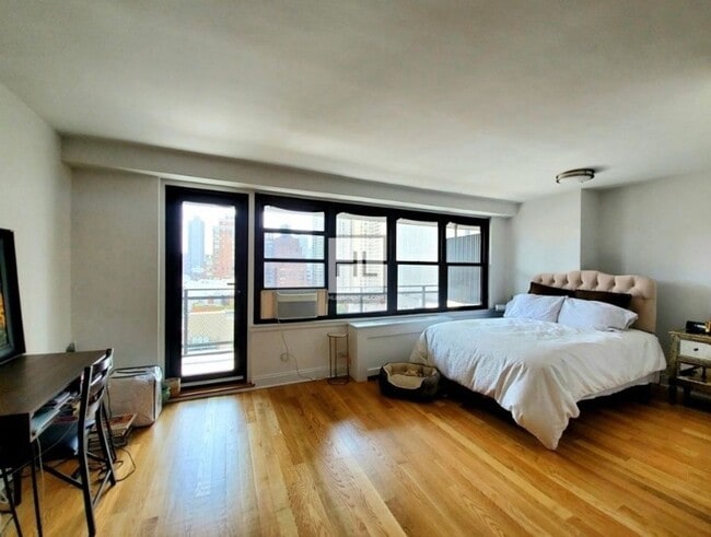 Foto del edificio - E 82 St
