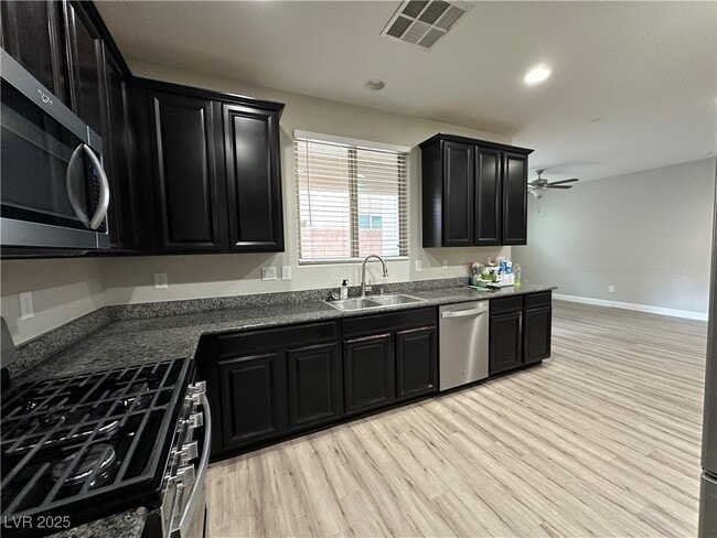 Building Photo - 7703 Peaceful Trellis Dr