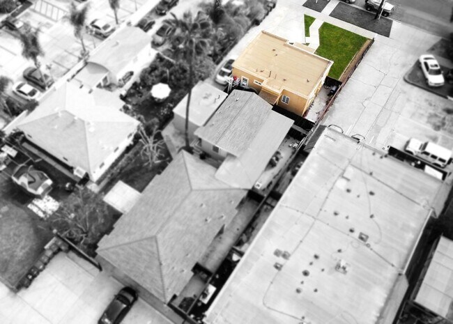 Building Photo - 520 Glover Ave