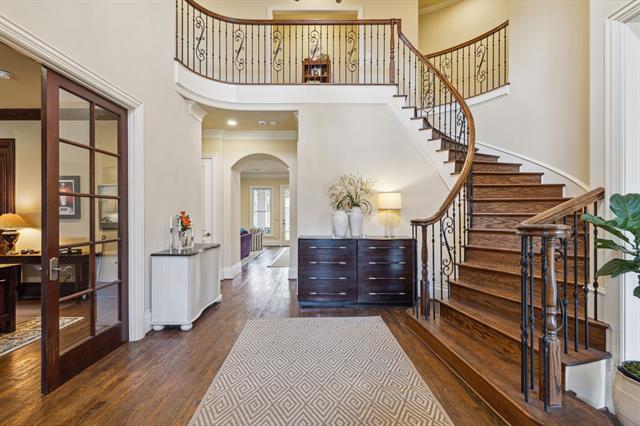 Foto del edificio - 6815 Park Ln