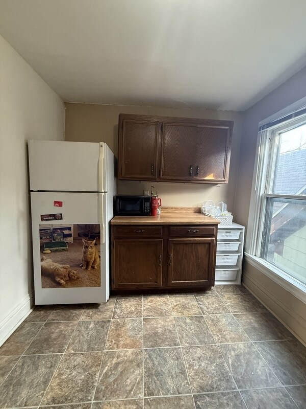 Foto del edificio - 114 S Blair St