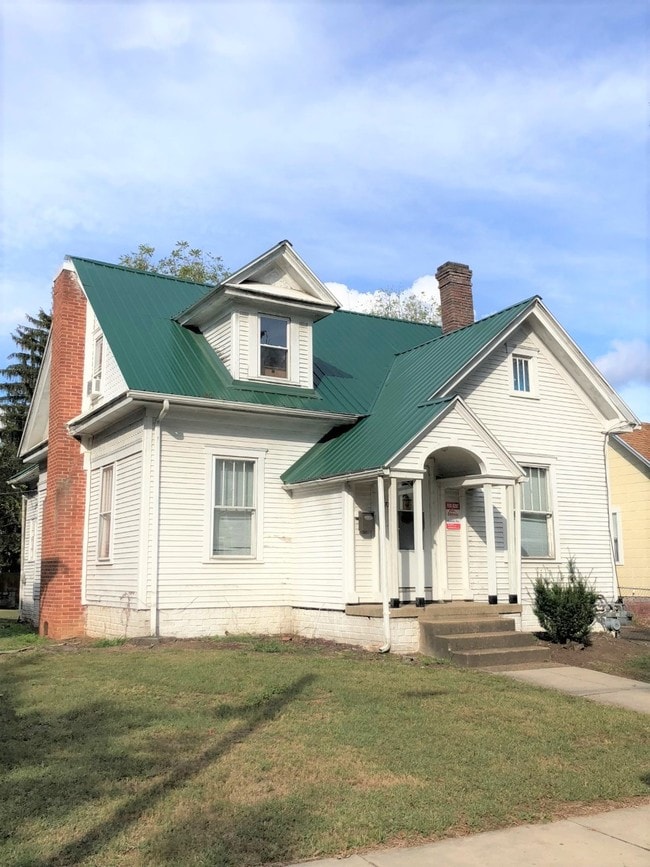 Building Photo - 168 Morris Ave
