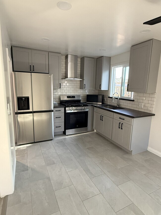 Cocina - 4258 W 101st St