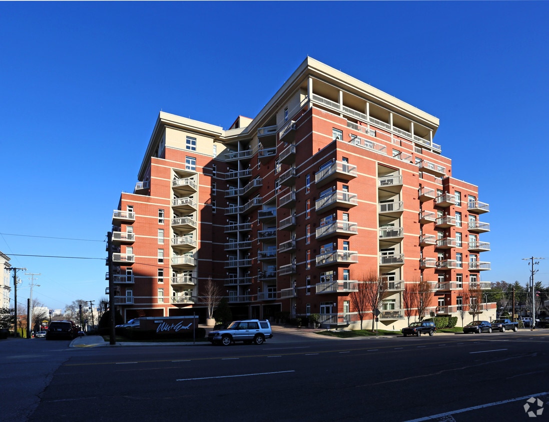 The West End Apartments Nashville, TN