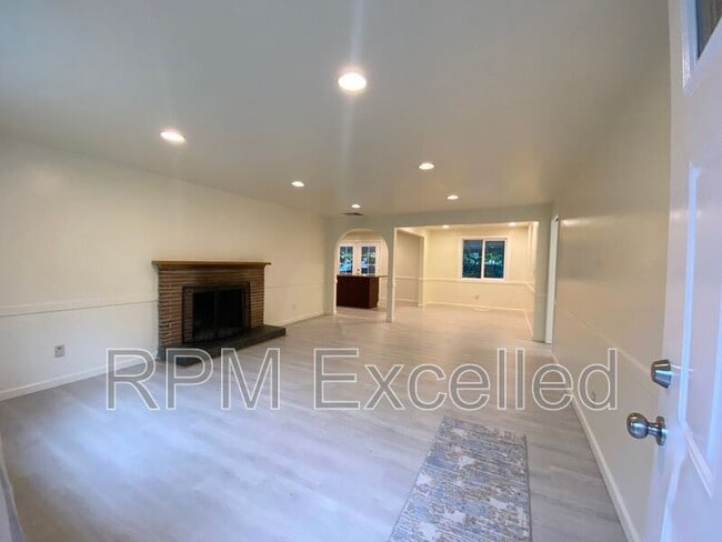 Foto del edificio - 3216 S 208th St