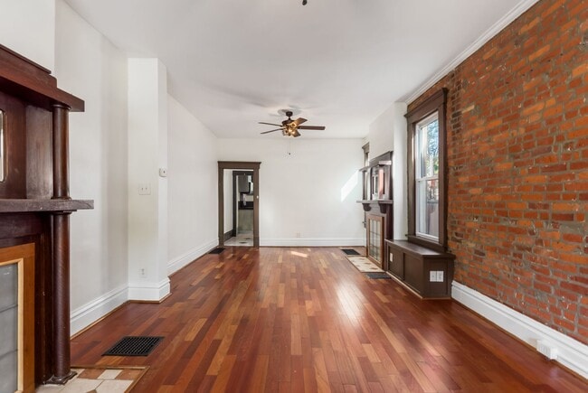 Foto del edificio - 254 Thurman Ave