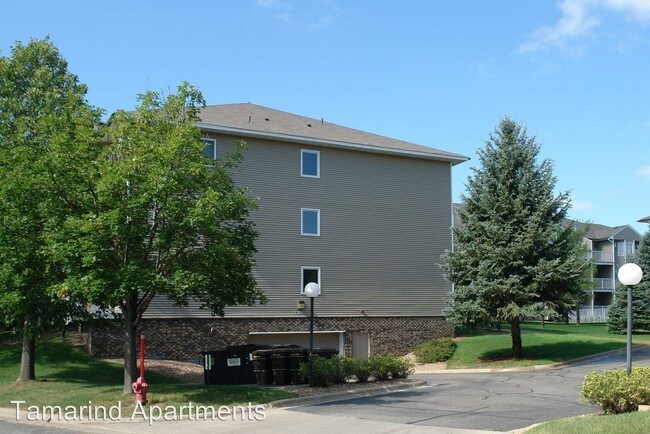Building Photo - 2350-2350 Ridge Dr